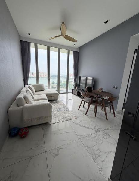Kallang Riverside, 51 Kampong Bugis, Balestier / Toa Payoh, 2 Bedrooms, 1,001 sqft, Condominium For Sale, by Khiew Yong Meng (Meng), 21503602 - Living Room - PropertyGuru.com.sg