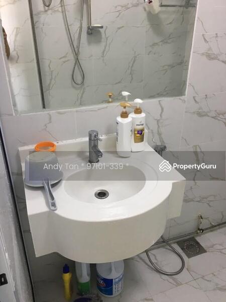 For Rent - 1 Queen's Road
