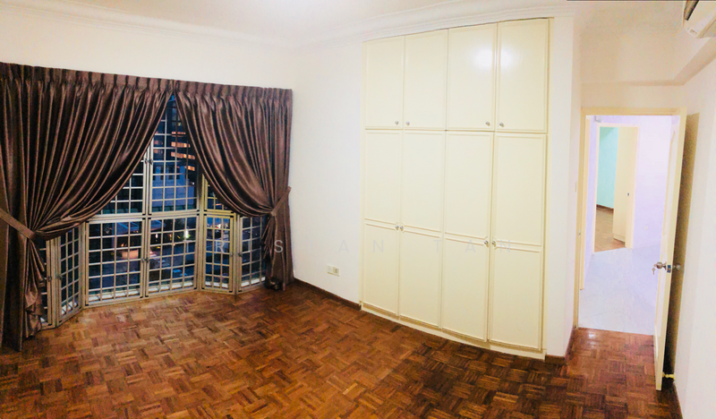 For Rent - West Bay Condo