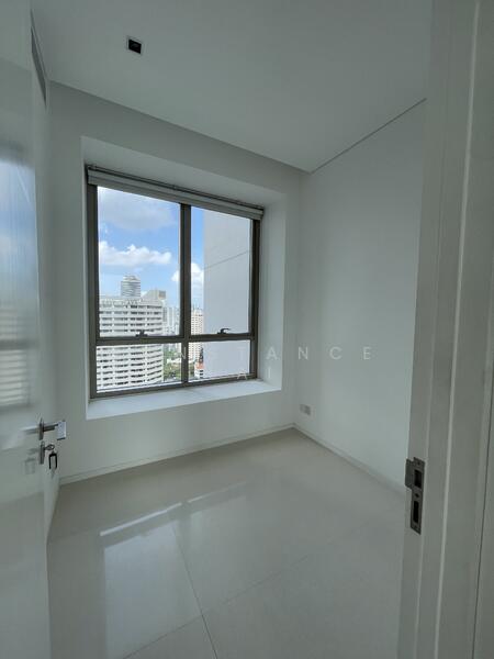 Scotts Square, 8 Scotts Road, 3 Bedrooms, 1,227 sqft, Apartment For Rent, by Constance Lai, 21505715 - PropertyGuru.com.sg