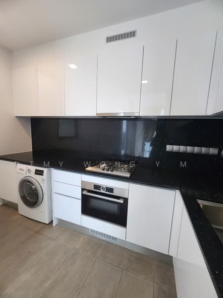 Kallang Riverside, 51 Kampong Bugis, 2 Bedrooms, 1,001 sqft, Condominium For Rent, by Emy Wong Y M, 21507607 - PropertyGuru.com.sg