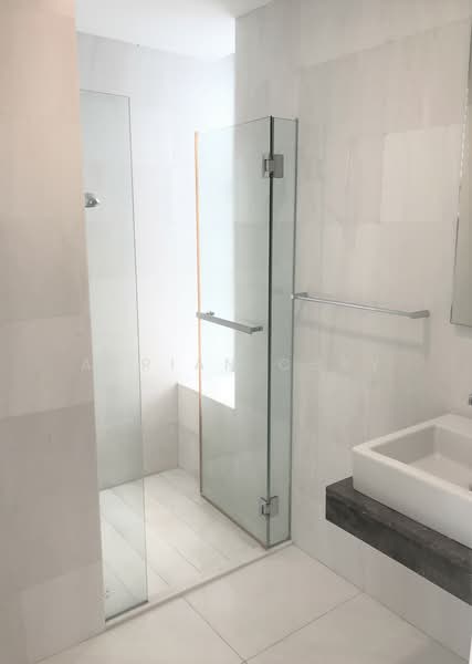 Cairnhill Residences, 31 Cairnhill Circle, 3 Bedrooms, 1,238 sqft, Apartment For Rent, by Adrian Chay, 21507667 - PropertyGuru.com.sg