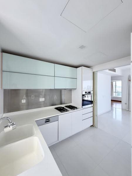 Cairnhill Residences, 31 Cairnhill Circle, Orchard / River Valley, 3 Bedrooms, 1,238 sqft, Apartment For Rent, by Adrian Chay, 21507667 - PropertyGuru.com.sg