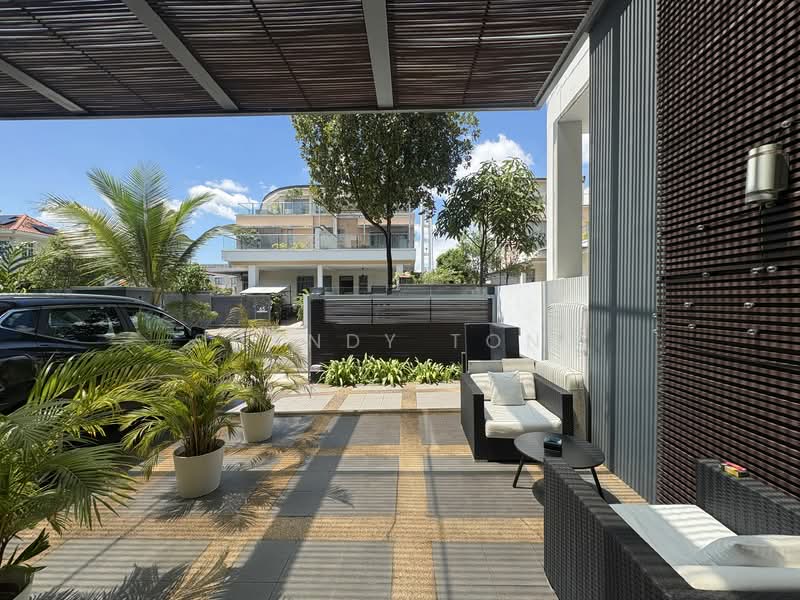 Modern & Renovated Semi D with Swimming Pool, Chartwell Drive, 6 Bedrooms, 5,500 sqft, Semi-Detached House For Rent, by Shandy Tong, 21509163 - PropertyGuru.com.sg