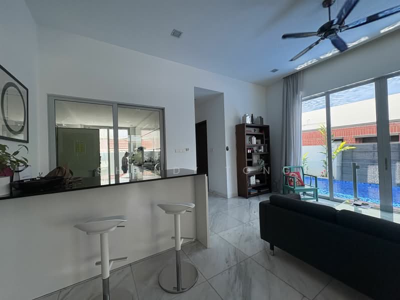 Modern & Renovated Semi D with Swimming Pool, Chartwell Drive, 6 Bedrooms, 5,500 sqft, Semi-Detached House For Rent, by Shandy Tong, 21509163 - PropertyGuru.com.sg