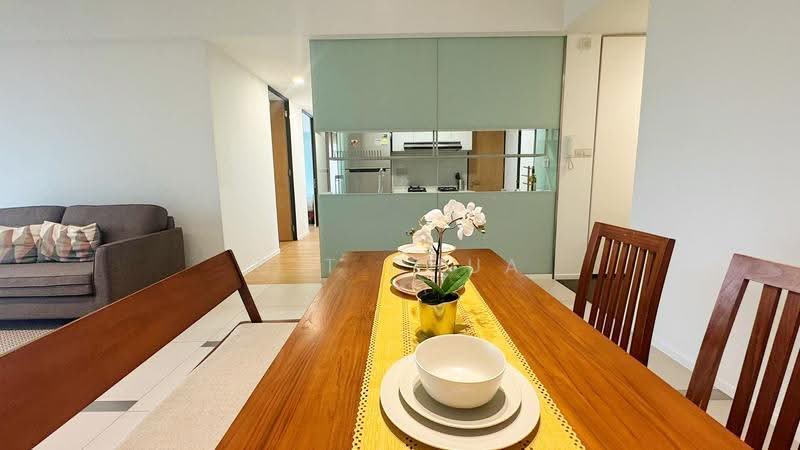 Newton Suites, 60 Newton Road, Newton / Novena, 3 Bedrooms, 1,238 sqft, Condominium For Rent, by C T Chua, 21509197 - PropertyGuru.com.sg