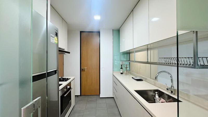 Newton Suites, 60 Newton Road, Newton / Novena, 3 Bedrooms, 1,238 sqft, Condominium For Rent, by C T Chua, 21509197 - PropertyGuru.com.sg