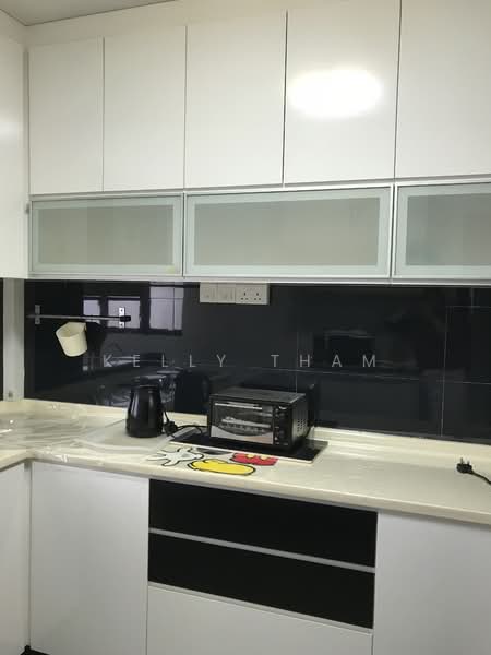 317 Sembawang Vista, 317 Sembawang Vista, 3 Bedrooms, 1,303 sqft, HDB Flat For Rent, by Kelly Tham, 21511899 - Kitchen - many cabinets for storage - PropertyGuru.com.sg
