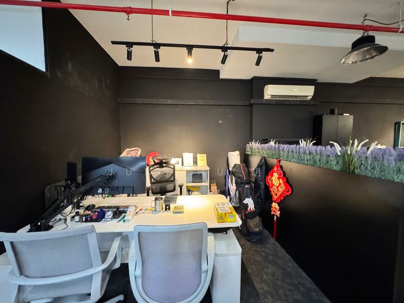 Vertex, 33 Ubi Avenue 3, 1,464 sqft, Light Industrial (B1) For Rent, by Judy Hu 胡艳, 21516447 - CommercialGuru.com.sg