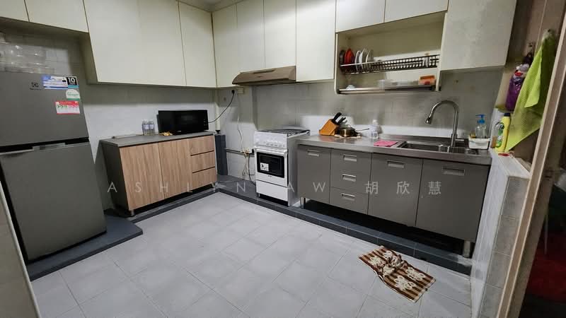 For Rent - 364 Tampines Street 34