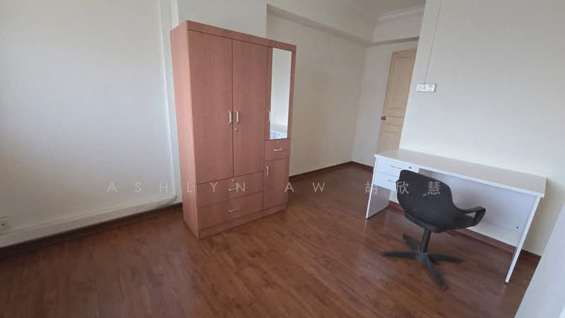 For Rent - 364 Tampines Street 34