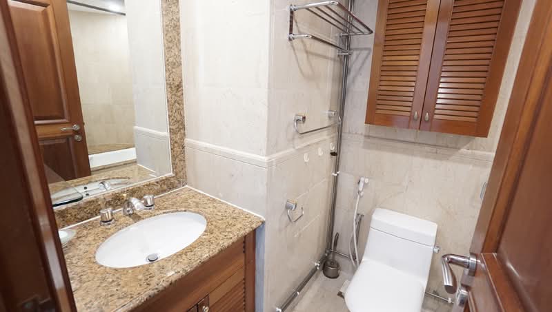 Valley Park, 483 River Valley Road, 3 Bedrooms, 1,496 sqft, Condominium For Rent, by Steven Teo, 21516655 - PropertyGuru.com.sg