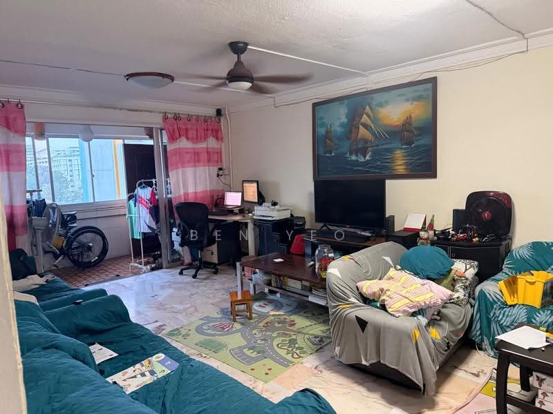 162 Woodlands Street 13, 162 Woodlands Street 13, Admiralty / Woodlands, 3 Bedrooms, 1,313 sqft, HDB Flat For Rent, by Ben Yeo, 21516820 - Living Room - PropertyGuru.com.sg