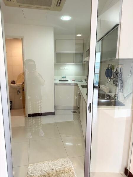 AC kitchen with sliding door