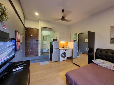 For Rent - Eng Aun Mansion