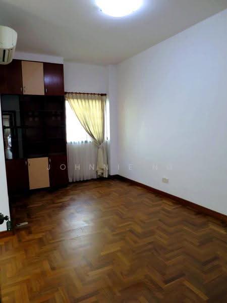 Westwood Walk, Westwood Walk, Boon Lay / Jurong / Tuas, 5 Bedrooms, 2,500 sqft, Semi-Detached House For Rent, by Johnnie Ng, 21524224 - Bedroom - PropertyGuru.com.sg