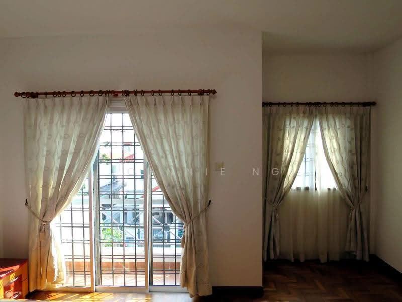 Westwood Walk, Westwood Walk, Boon Lay / Jurong / Tuas, 5 Bedrooms, 2,500 sqft, Semi-Detached House For Rent, by Johnnie Ng, 21524224 - PropertyGuru.com.sg