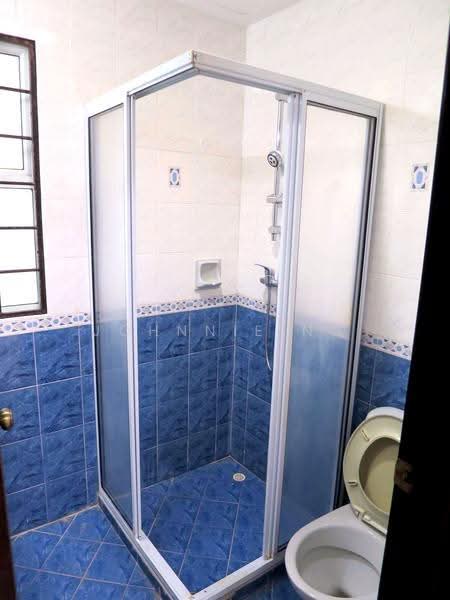Westwood Walk, Westwood Walk, Boon Lay / Jurong / Tuas, 5 Bedrooms, 2,500 sqft, Semi-Detached House For Rent, by Johnnie Ng, 21524224 - Bathroom - PropertyGuru.com.sg