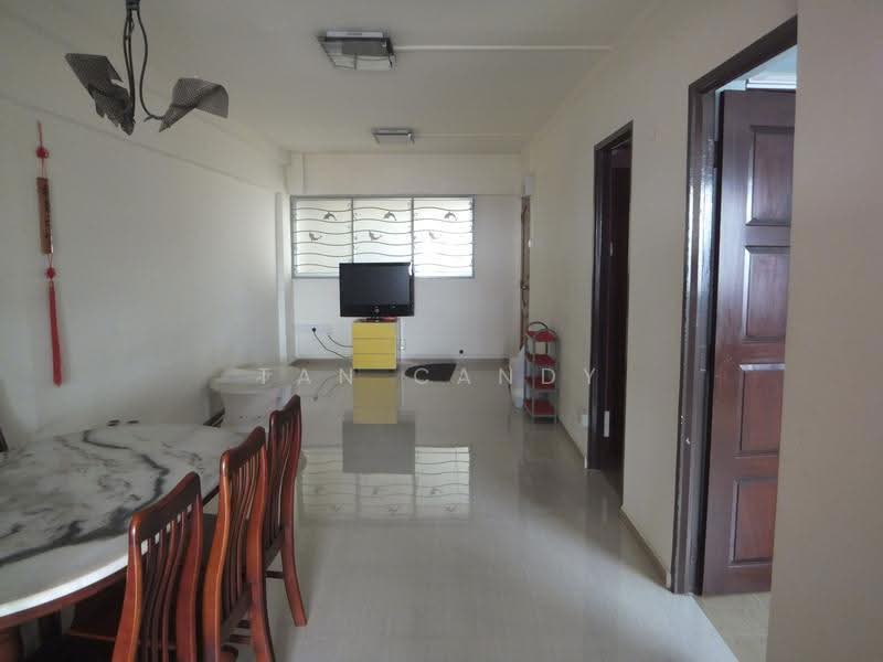 58 Dakota Crescent, 58 Dakota Crescent, Eunos / Geylang / Paya Lebar, 2 Bedrooms, 797 sqft, HDB Flat For Rent, by Candy Tan, 21528822 - Living and Dining area - PropertyGuru.com.sg