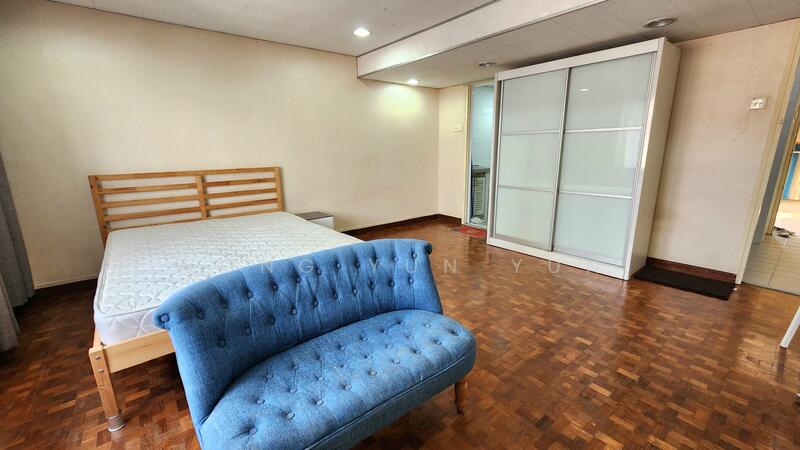 For Rent - People's Park Complex