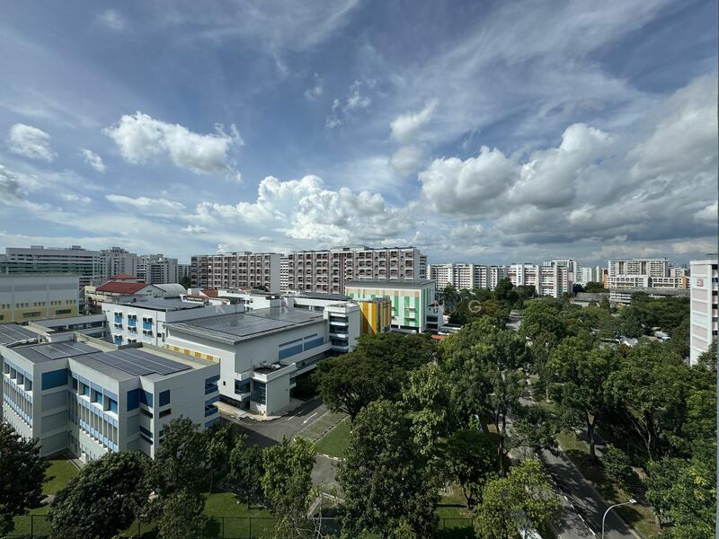 The Lakeshore, 33 Jurong West Street 41, Boon Lay / Jurong / Tuas, 2 Bedrooms, 936 sqft, Condominium For Rent, by Kerin Ang, 21529176 - PropertyGuru.com.sg
