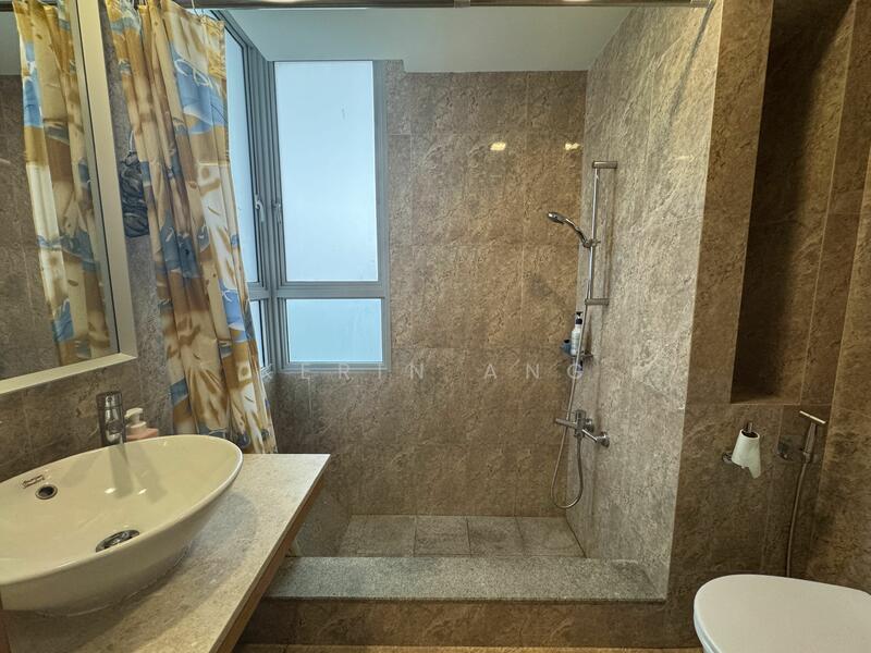 The Lakeshore, 33 Jurong West Street 41, Boon Lay / Jurong / Tuas, 2 Bedrooms, 936 sqft, Condominium For Rent, by Kerin Ang, 21529176 - PropertyGuru.com.sg