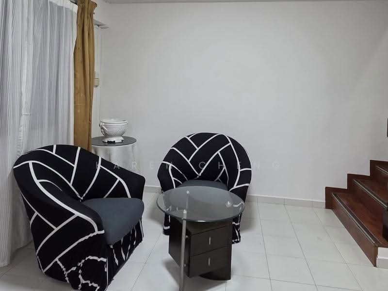 135 Cashew Road, 135 Cashew Road, Dairy Farm / Bukit Panjang / Choa Chu Kang, 3 Bedrooms, 1,614 sqft, HDB Flat For Rent, by Karen Cheng, 21531950 - Living Room - PropertyGuru.com.sg