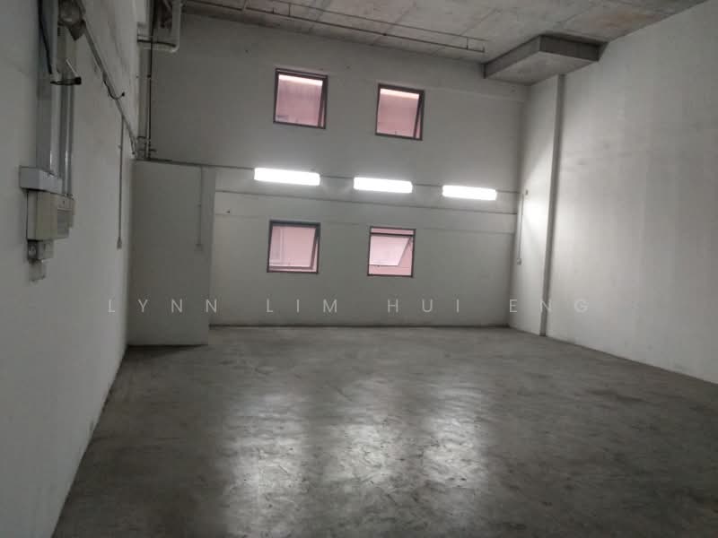 Pioneer Centre, 1 Soon Lee Street, 1,485 sqft, Factory / Workshop (B2) For Rent, by Lynn Lim, 21535127 - CommercialGuru.com.sg