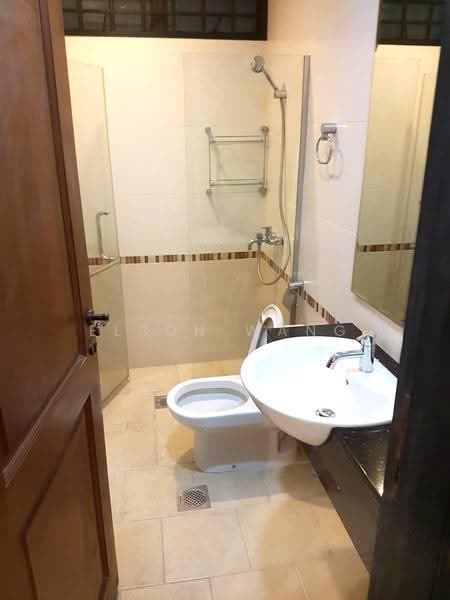Spanish Village, 58 Farrer Road, Tanglin / Holland / Bukit Timah, 2 Bedrooms, 1,247 sqft, Condominium For Rent, by Elson Wang, 21538281 - PropertyGuru.com.sg