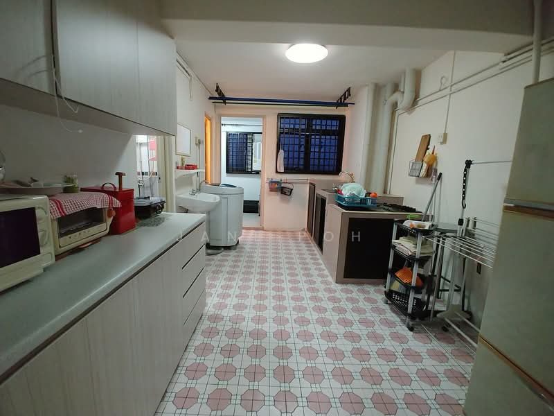 210 Boon Lay Place, 210 Boon Lay Place, 3 Bedrooms, 700 sqft, HDB Flat For Rent, by Jane Poh, 21538547 - PropertyGuru.com.sg