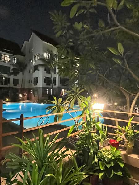 Laguna 88, 44 Eastwood Road, 3 Bedrooms, 1,464 sqft, Condominium For Rent, by Evon Chang, 21539885 - PropertyGuru.com.sg