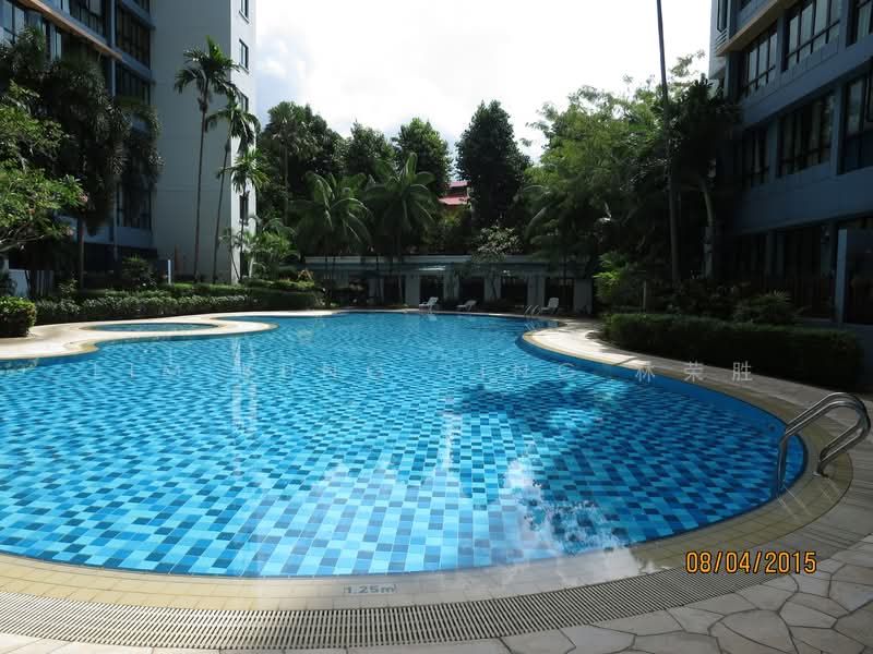 Central Grove, 1 Geylang East Avenue 1, 3 Bedrooms, 1,172 sqft, Condominium For Rent, by Robert  Lim Yung  Sing     林榮燊, 21540992 - Pool - PropertyGuru.com.sg