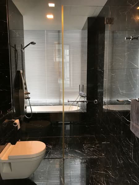 Helios Residences, 15 Cairnhill Circle, 2 Bedrooms, 1,281 sqft, Apartment For Rent, by Elaine Goh, 21542006 - PropertyGuru.com.sg