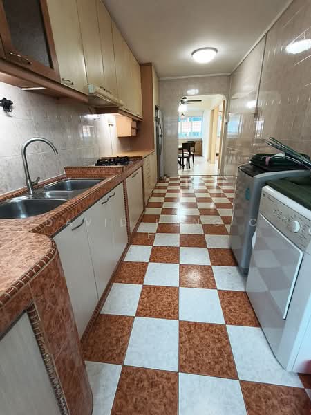 805 Yishun Ring Road, 805 Yishun Ring Road, 3 Bedrooms, 1,300 sqft, HDB Flat For Rent, by David Peng C H, 21543536 - PropertyGuru.com.sg