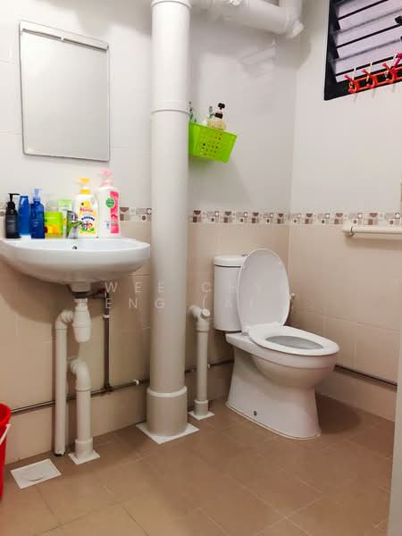 338 Clementi Avenue 2, 338 Clementi Avenue 2, Room Rental, 150 sqft, HDB Flat For Rent, by Wee Chye Heng (Alan Wee), 21546632 - PropertyGuru.com.sg