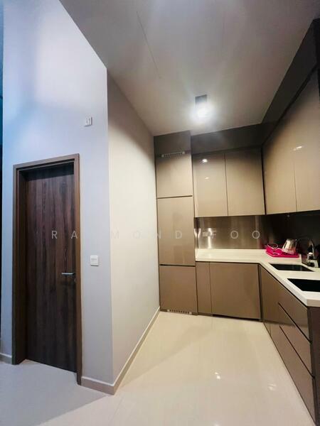 For Rent - Floraville