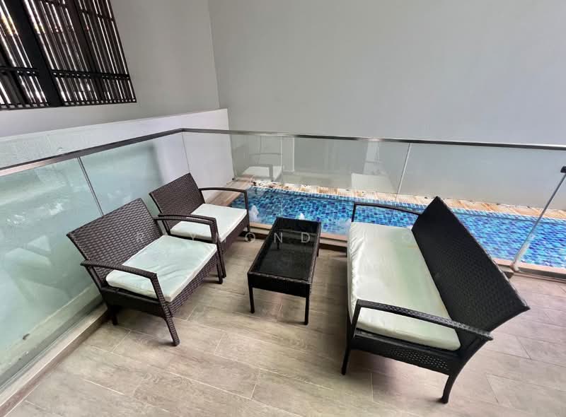 For Rent - Floraville