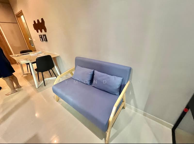 For Rent - Floraville