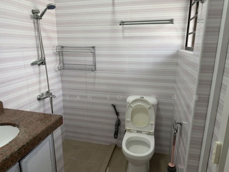 557058, Li Hwan Drive, 3 Bedrooms, 2,000 sqft, Corner Terrace For Rent, by Low Tan Sow 罗 斗 赐, 21550186 - PropertyGuru.com.sg