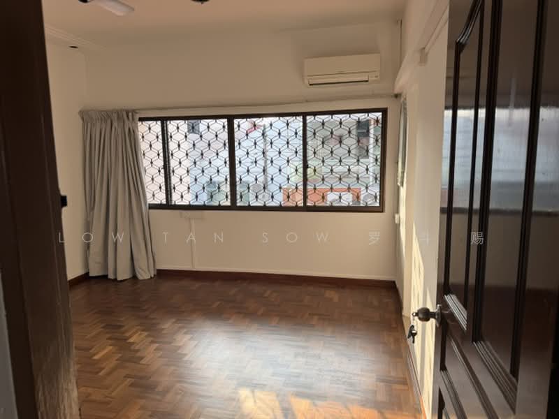 557058, Li Hwan Drive, 3 Bedrooms, 2,000 sqft, Corner Terrace For Rent, by Low Tan Sow 罗 斗 赐, 21550186 - PropertyGuru.com.sg