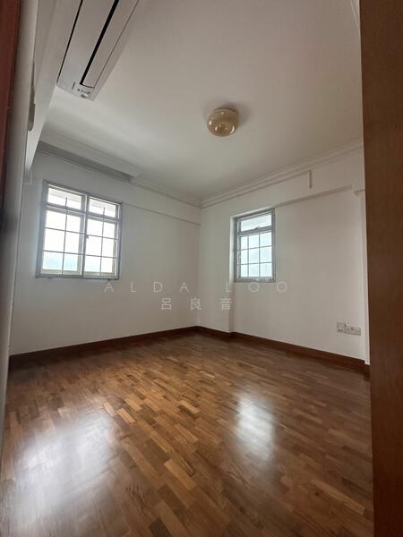 For Rent - 130 Edgedale Plains