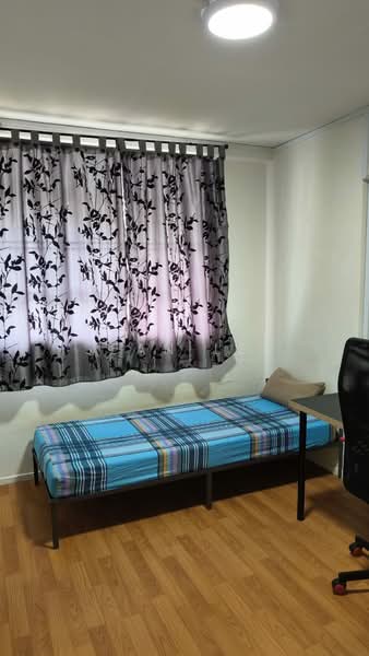 For Rent - 302 Ubi Avenue 1