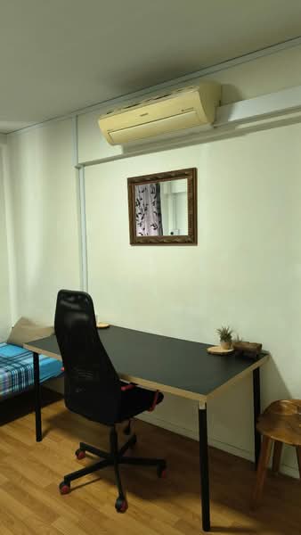 For Rent - 302 Ubi Avenue 1