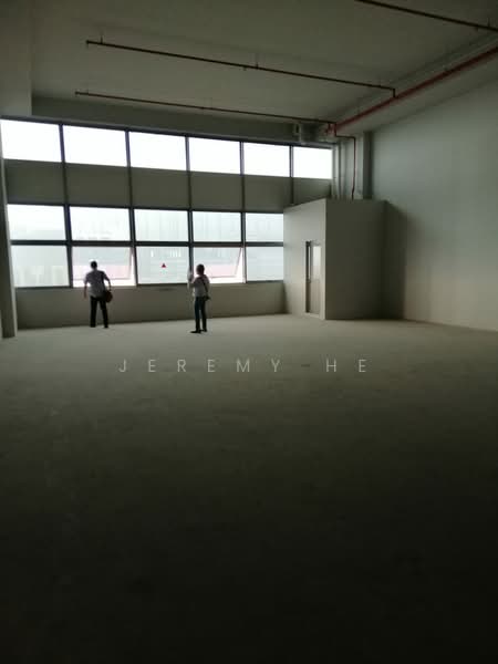 West Connect Building, 10 Buroh Street, 1,765 sqft, Factory / Workshop (B2) For Rent, by Jeremy He, 21554813 - CommercialGuru.com.sg