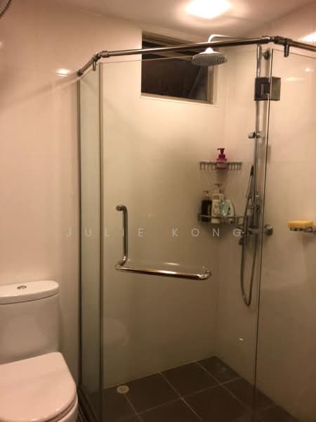 Palm Mansions, 345 Pasir Panjang Road, 3 Bedrooms, 1,098 sqft, Apartment For Rent, by Julie Kong, 21555165 - PropertyGuru.com.sg