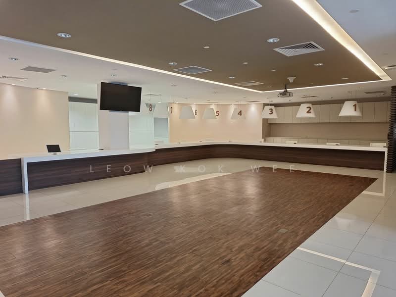 Near mrt 1st showroom / display demo room near 2 mrt station, , 6,000 sqft, Office For Rent, by Leow Kok Wee, 21555791 - CommercialGuru.com.sg