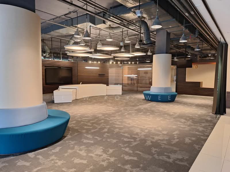 Near mrt 1st showroom / display demo room near 2 mrt station, , 6,000 sqft, Office For Rent, by Leow Kok Wee, 21555791 - CommercialGuru.com.sg