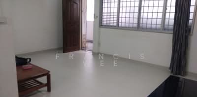 For Rent - 232 Serangoon Avenue 3