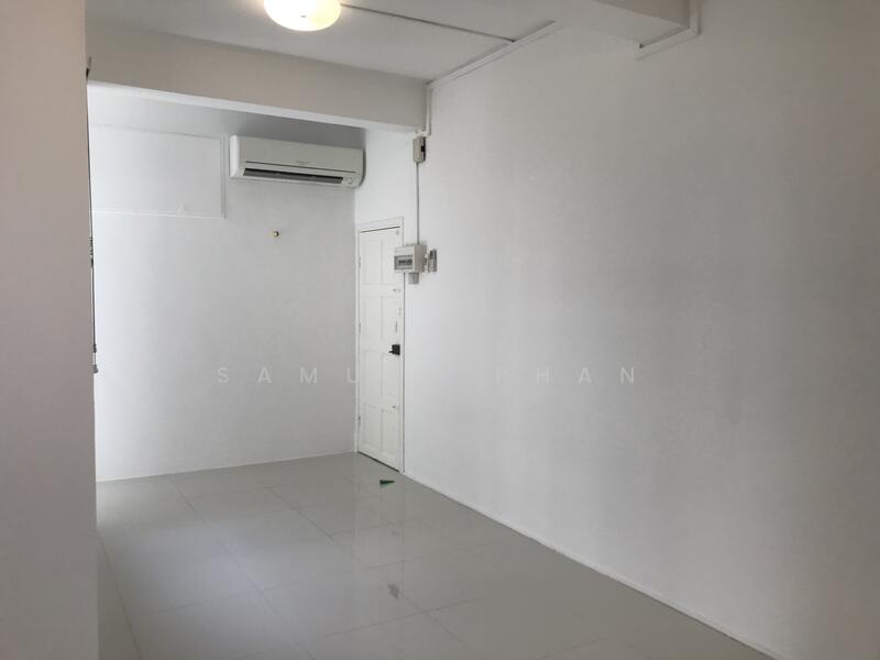 Spacious living hall