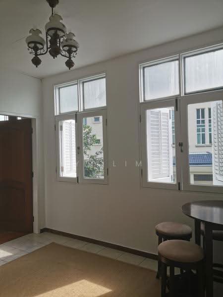 Gemmill Lane off Club St, Boat Quay / Raffles Place / Marina, 1 Bedroom, 420 sqft, Conservation House For Rent, by Yin Lim, 21561722 - PropertyGuru.com.sg